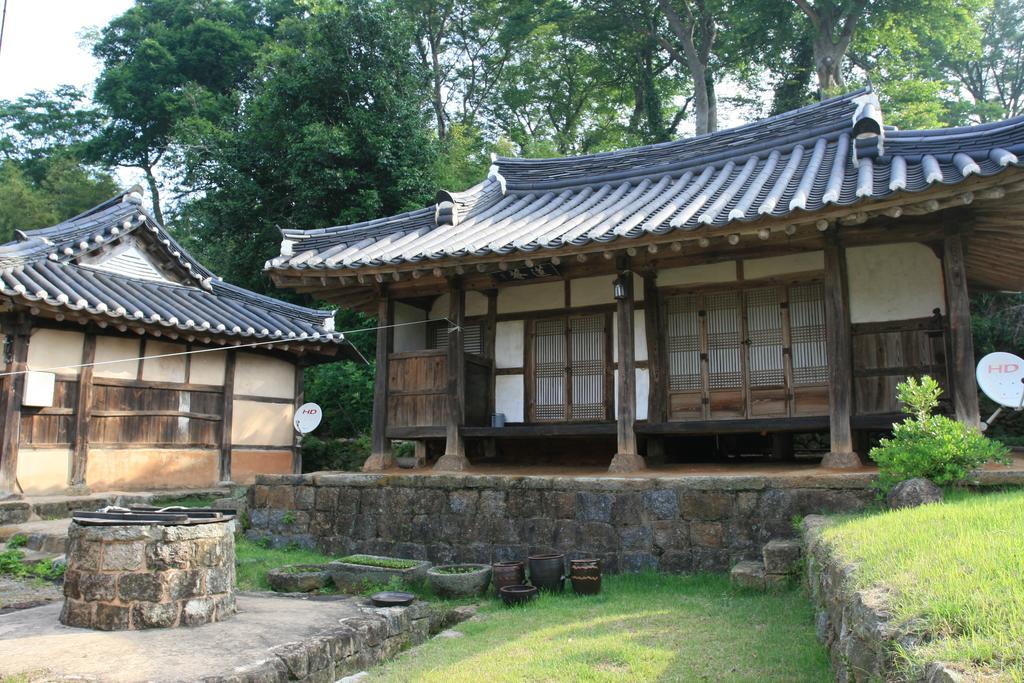 Jinrae Lee'S Traditional House Boseong Buitenkant foto