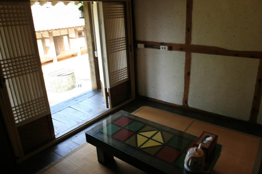 Jinrae Lee'S Traditional House Boseong Buitenkant foto