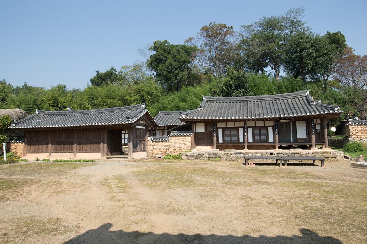 Jinrae Lee'S Traditional House Boseong Buitenkant foto
