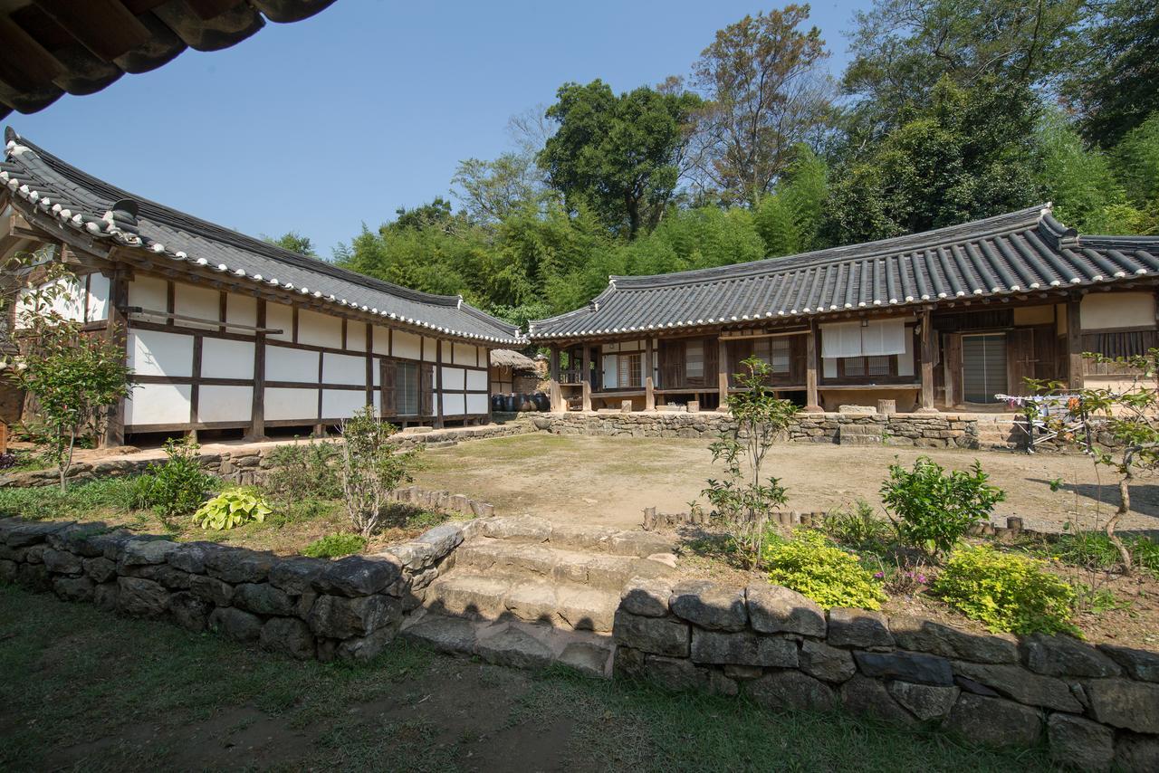 Jinrae Lee'S Traditional House Boseong Buitenkant foto